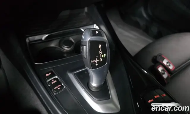 BMW 1 серия 2018 2.0 автомат (гидро), миниатюра 12