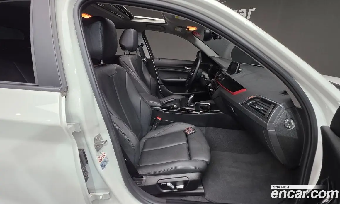 BMW 1 серия 2018 2.0 автомат (гидро), фото 16