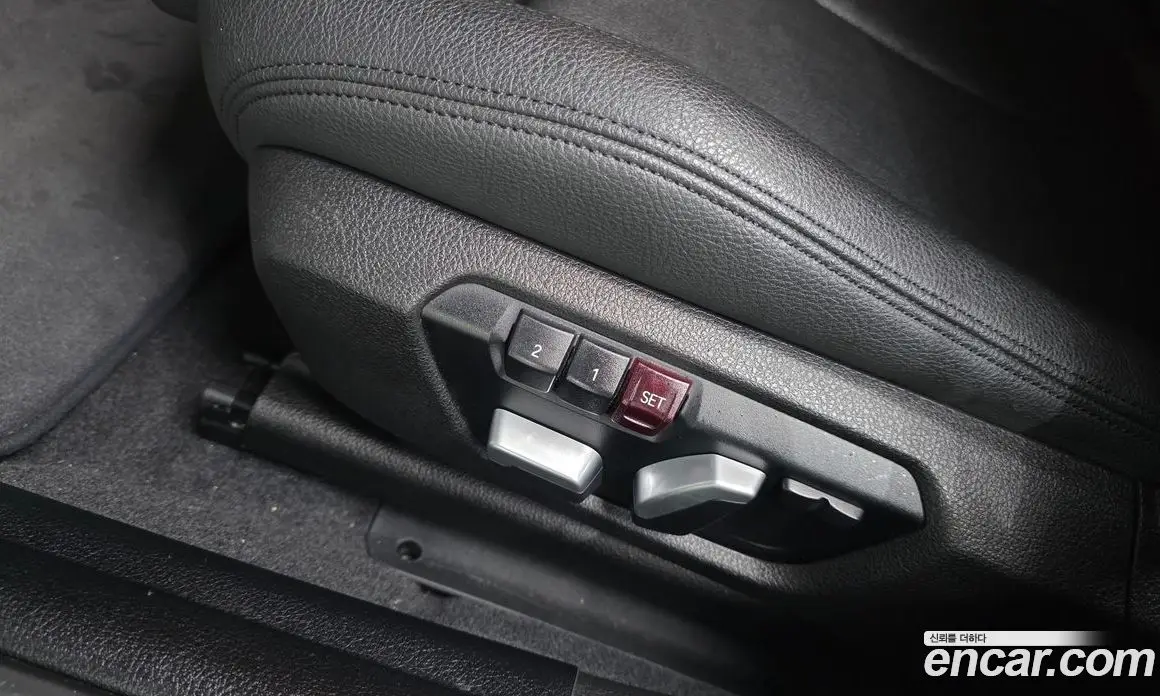 BMW 1 серия 2018 2.0 автомат (гидро), фото 32