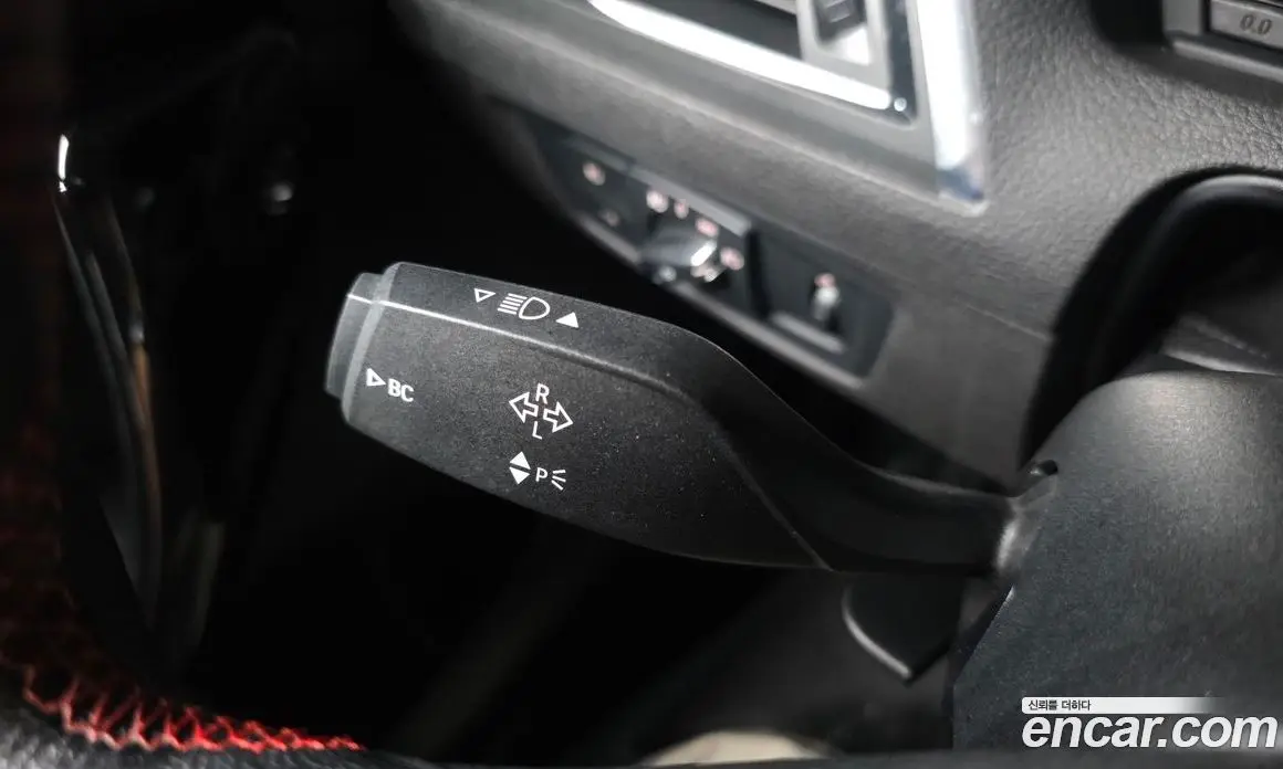 BMW 1 серия 2018 2.0 автомат (гидро), фото 33