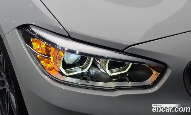 BMW 1 серия 2018 2.0 автомат (гидро), миниатюра 8