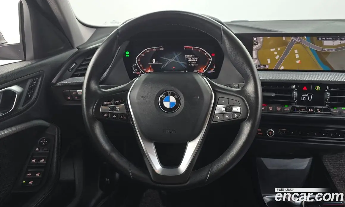 BMW 1 серия 2022 2.0 автомат (гидро), фото 20