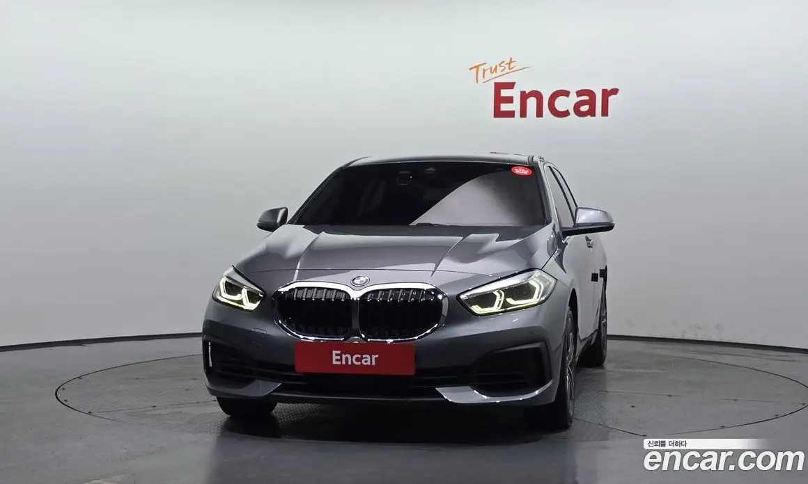 BMW 1 серия 2022 2.0 автомат (гидро), фото 3