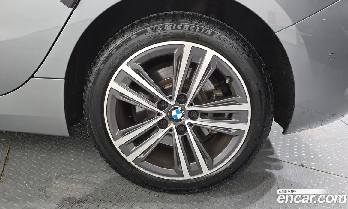 BMW 1 серия 2022 2.0 автомат (гидро), фото 7