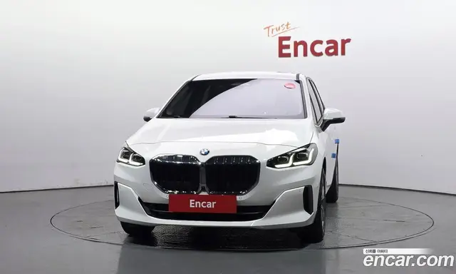 BMW 2 серия 2023 2.0 автомат (гидро), миниатюра 3