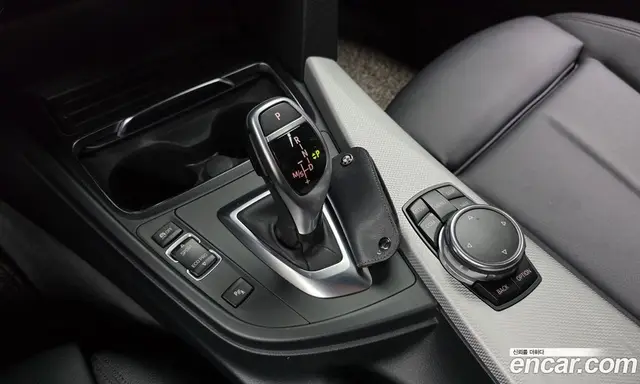 BMW 3 серия 2016 2.0 автомат (гидро), миниатюра 12