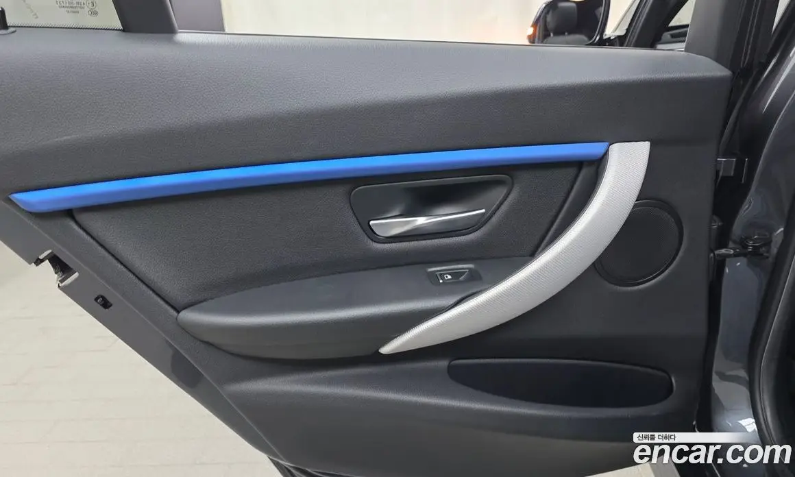 BMW 3 серия 2016 2.0 автомат (гидро), фото 15
