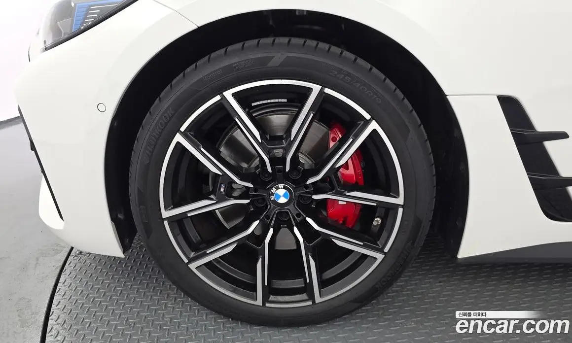 BMW 4 серия 2026 2.0 автомат (гидро), фото 5