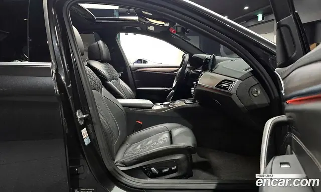 BMW 5 серия 2017 2.0 автомат (гидро), миниатюра 11