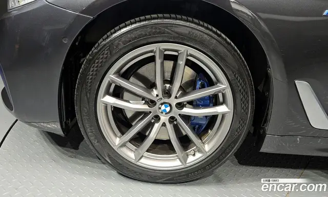 BMW 5 серия 2017 2.0 автомат (гидро), миниатюра 5