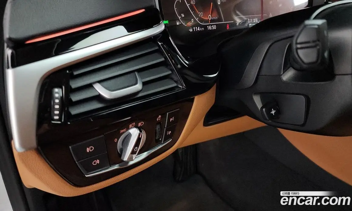 BMW 5 серия 2019 2.0 автомат (гидро), фото 28