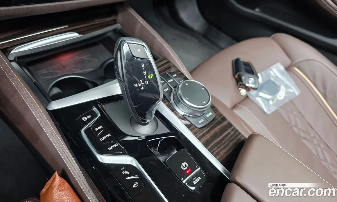 BMW 5 серия 2023 2.0 автомат (гидро), фото 12