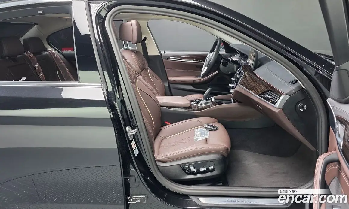 BMW 5 серия 2023 2.0 автомат (гидро), фото 16