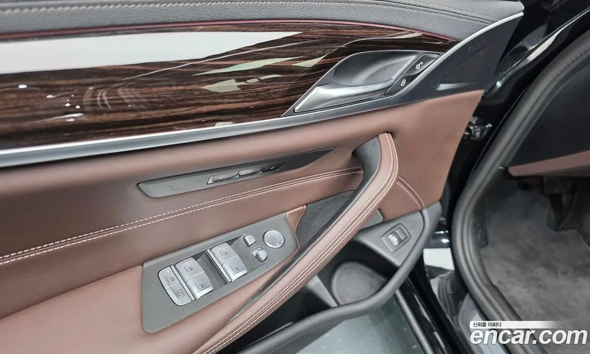 BMW 5 серия 2023 2.0 автомат (гидро), фото 26