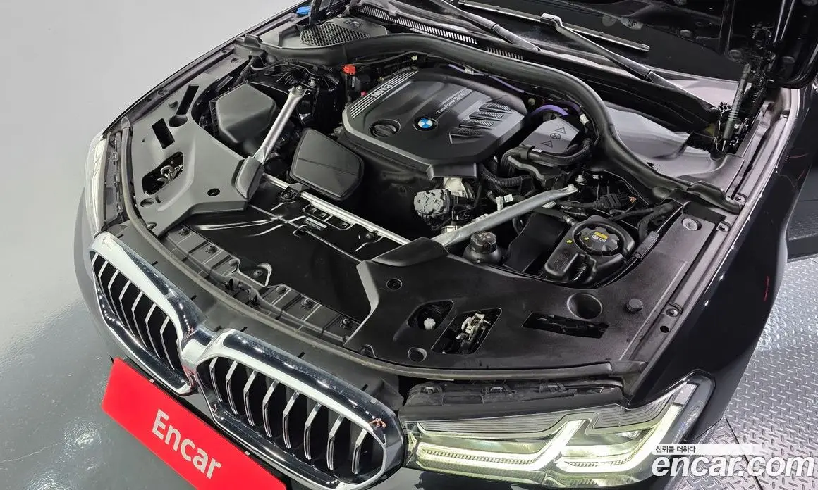 BMW 5 серия 2023 2.0 автомат (гидро), фото 6