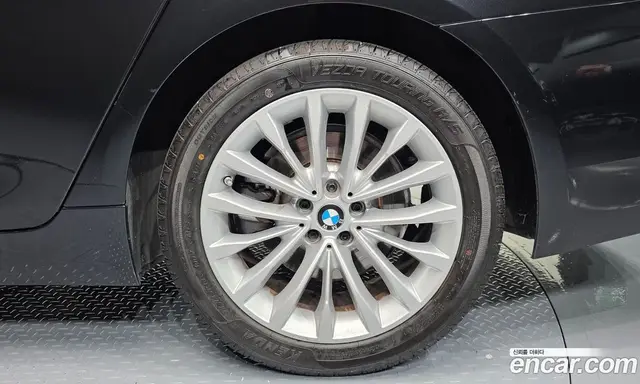 BMW 5 серия 2023 2.0 автомат (гидро), миниатюра 7