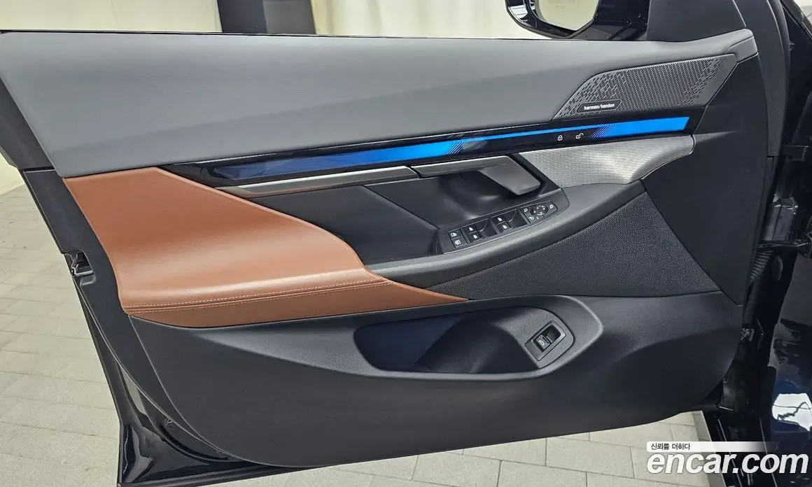 BMW 5 серия 2024 2.0 автомат (гидро), фото 13