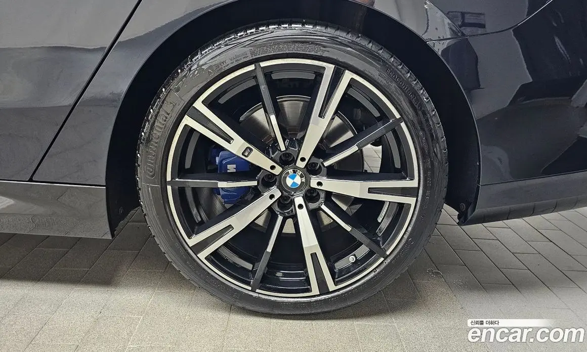 BMW 5 серия 2024 2.0 автомат (гидро), фото 6