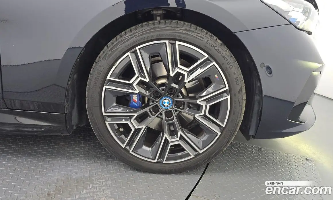 BMW 5 серия 2025 2.0 автомат (гидро), фото 33