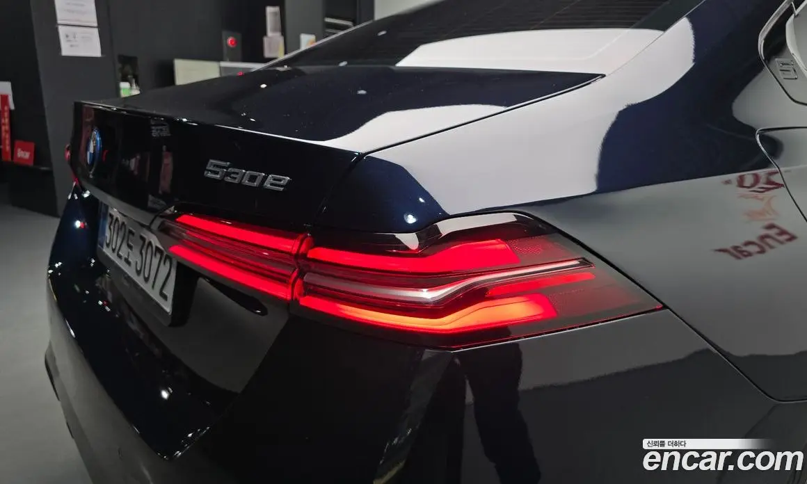 BMW 5 серия 2025 2.0 автомат (гидро), фото 9