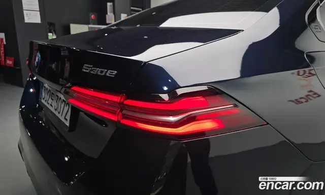 BMW 5 серия 2025 2.0 автомат (гидро), миниатюра 9