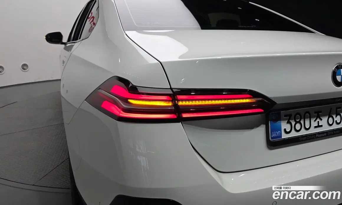 BMW 5 серия 2026 2.0 автомат (гидро), фото 9