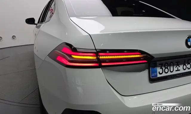 BMW 5 серия 2026 2.0 автомат (гидро), миниатюра 9