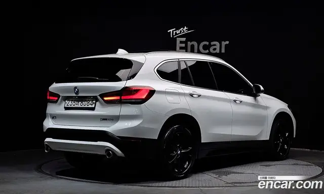 BMW X1 2020 2.0 автомат (гидро), миниатюра 2