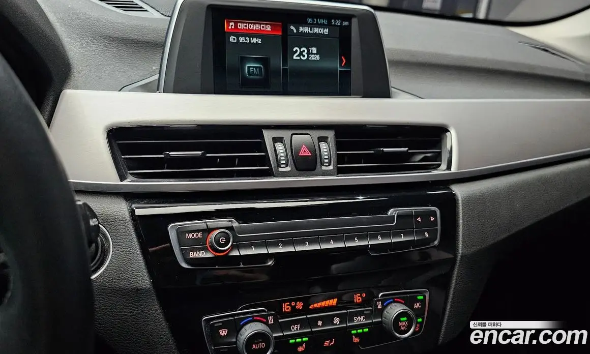 BMW X1 2020 2.0 автомат (гидро), фото 20