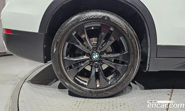 BMW X1 2020 2.0 автомат (гидро), миниатюра 5