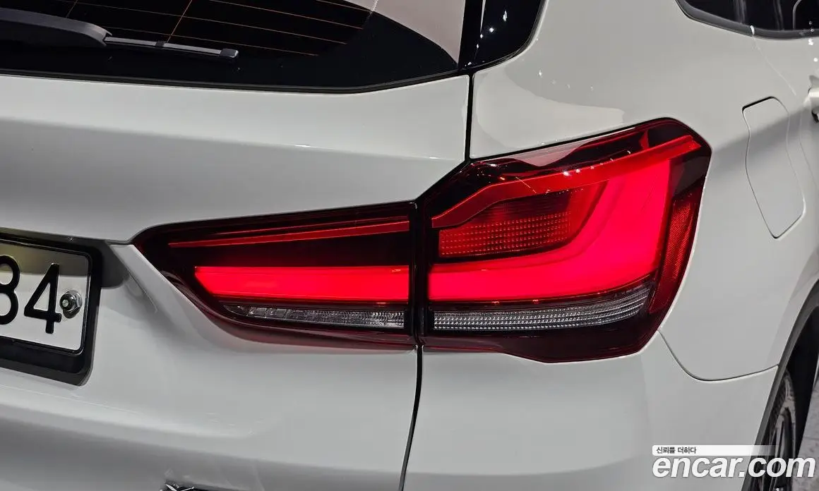 BMW X1 2020 2.0 автомат (гидро), фото 9