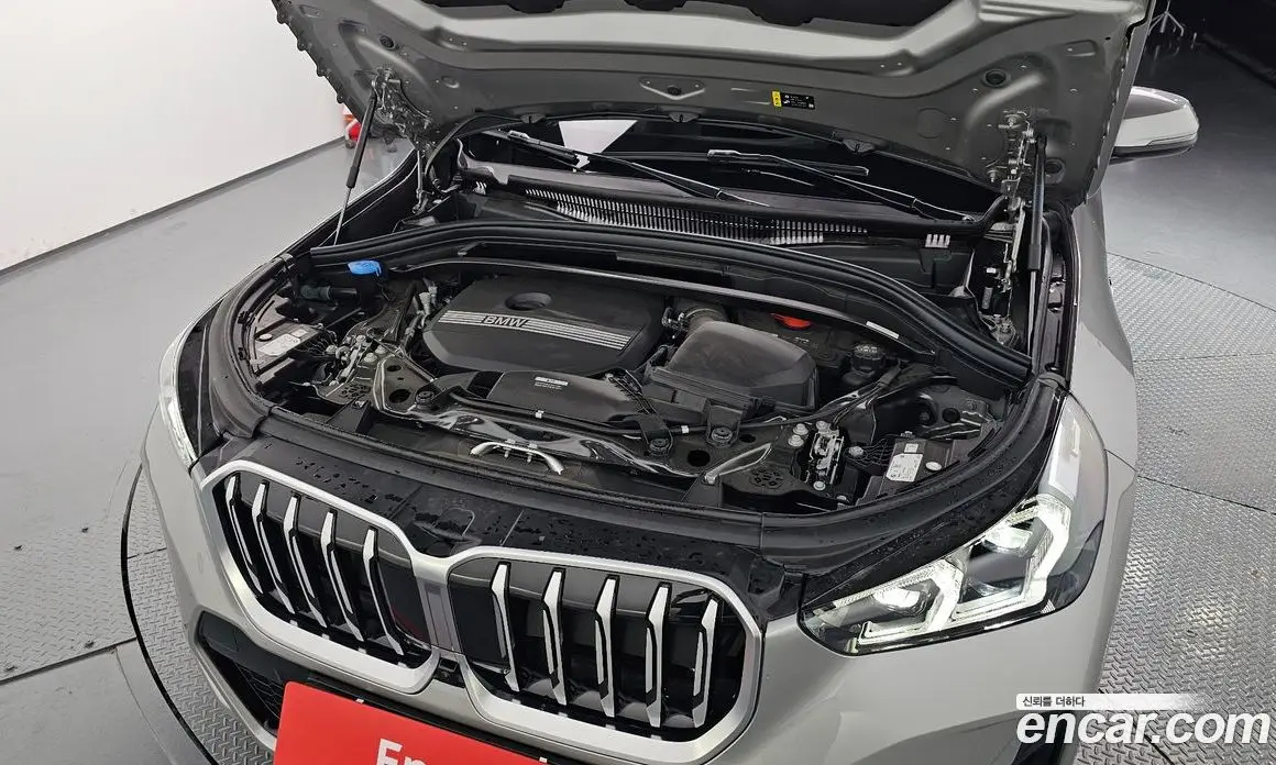 BMW X1 2023 2.0 автомат (гидро), фото 6