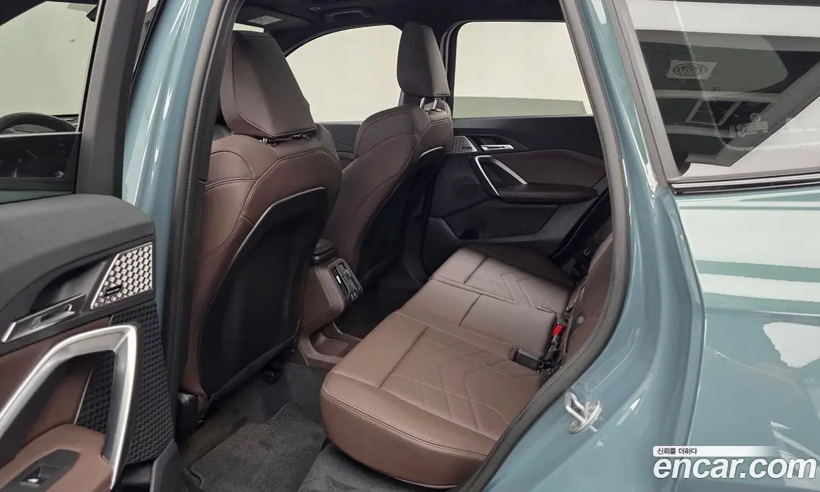 BMW X1 2025 2.0 автомат (гидро), фото 16