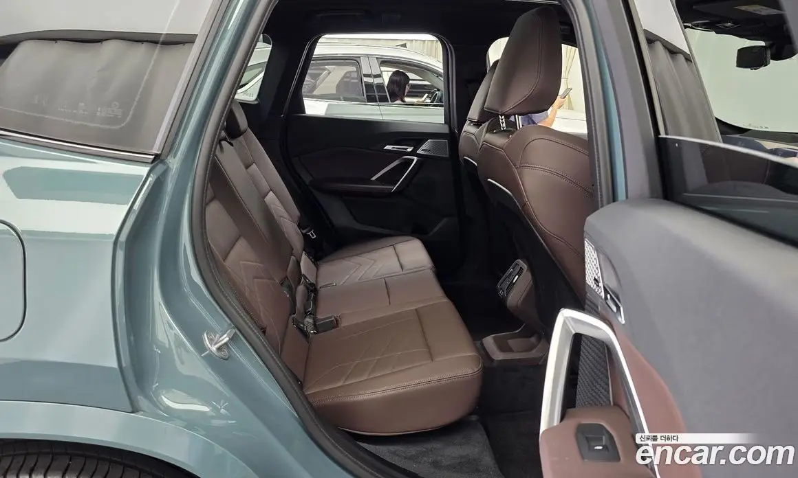 BMW X1 2025 2.0 автомат (гидро), фото 18