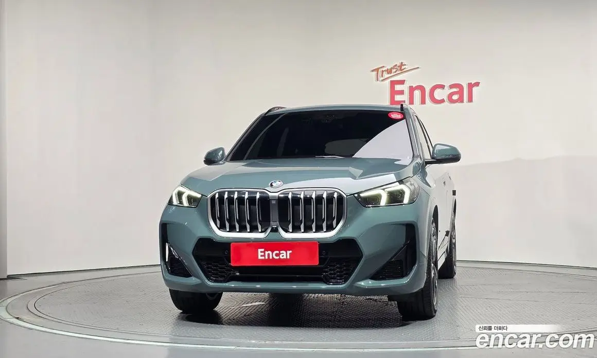 BMW X1 2025 2.0 автомат (гидро), фото 3
