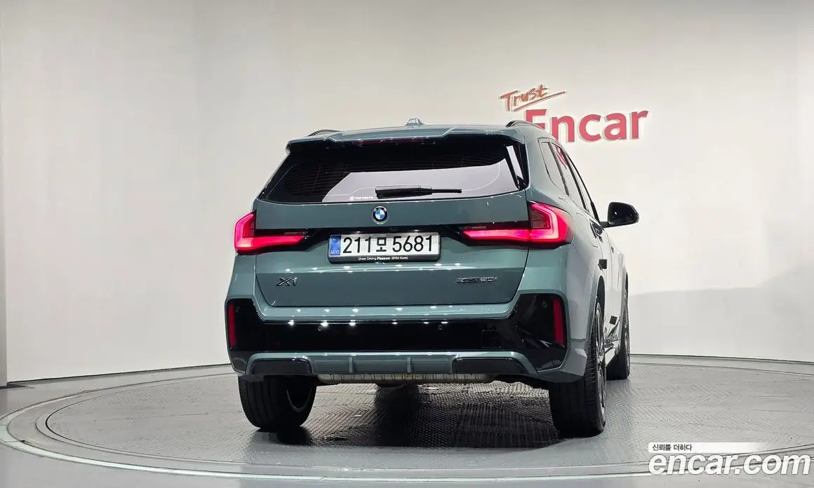 BMW X1 2025 2.0 автомат (гидро), фото 4