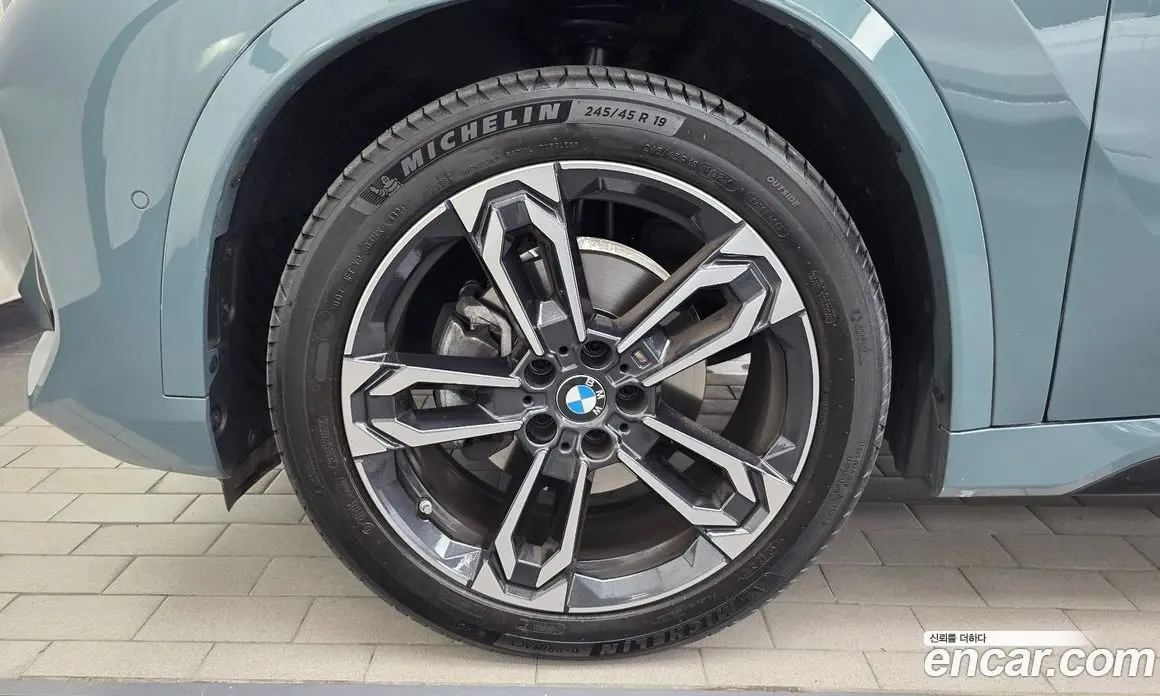 BMW X1 2025 2.0 автомат (гидро), фото 5