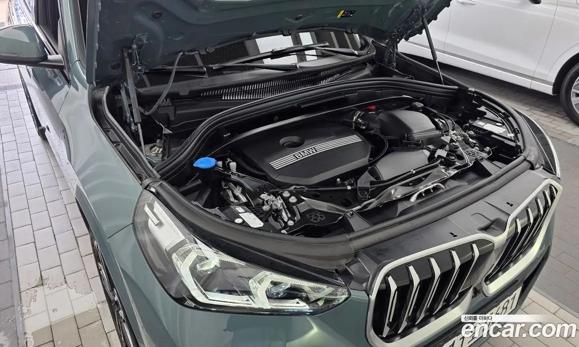 BMW X1 2025 2.0 автомат (гидро), фото 6