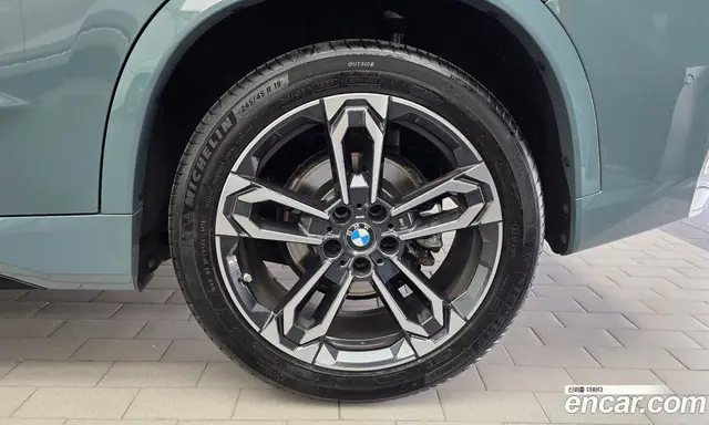 BMW X1 2025 2.0 автомат (гидро), миниатюра 7