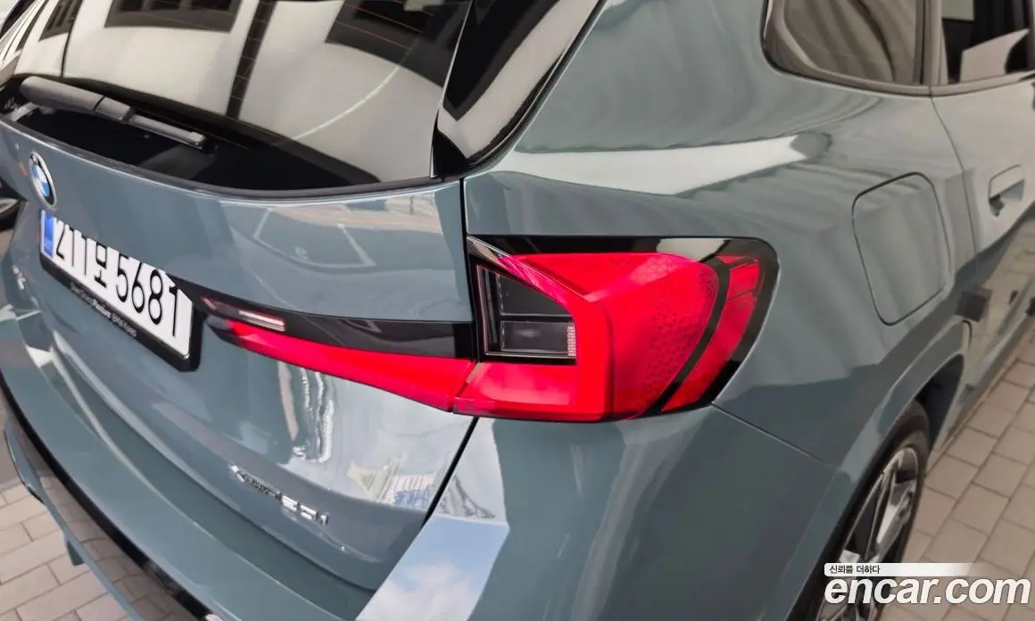 BMW X1 2025 2.0 автомат (гидро), фото 9