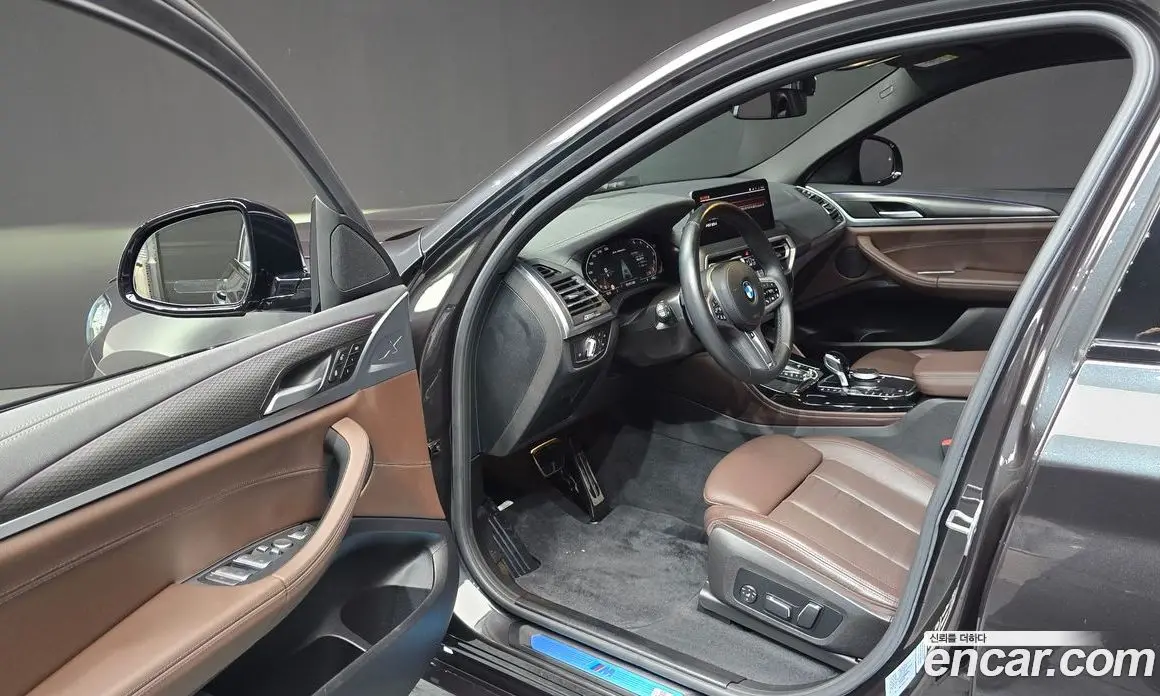 BMW X4 2023 2.0 автомат (гидро), фото 13