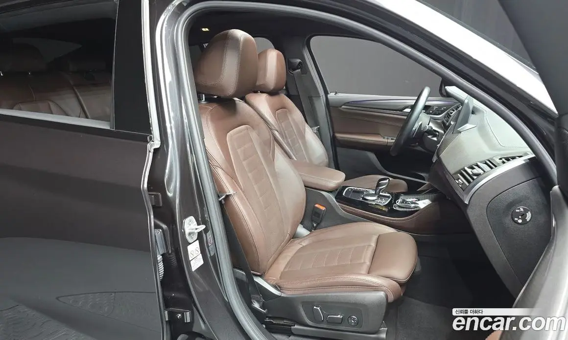 BMW X4 2023 2.0 автомат (гидро), фото 17