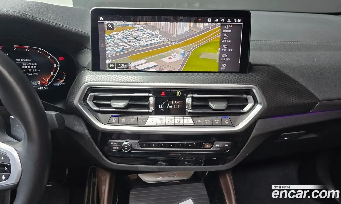 BMW X4 2023 2.0 автомат (гидро), фото 26