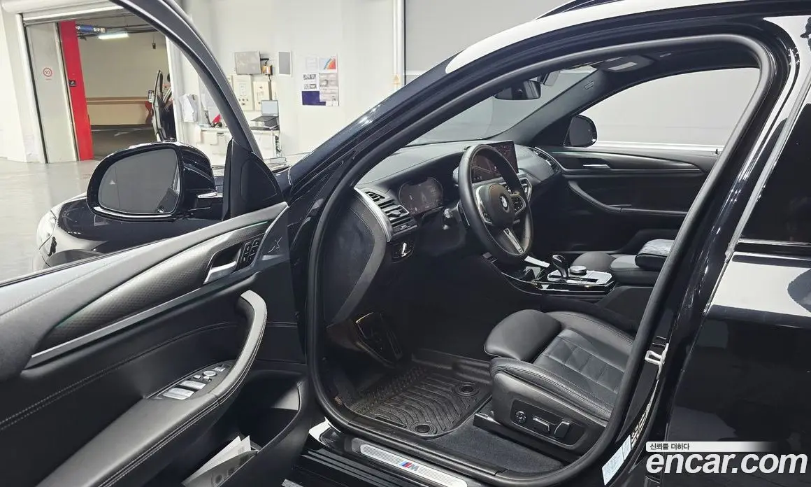 BMW X4 2024 2.0 автомат (гидро), фото 13