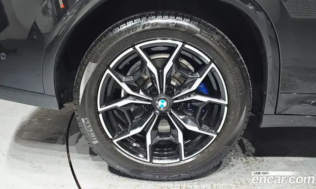 BMW X4 2024 2.0 автомат (гидро), миниатюра 5