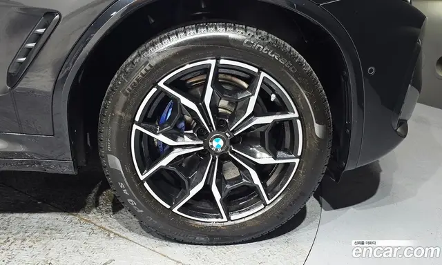 BMW X4 2024 2.0 автомат (гидро), миниатюра 7