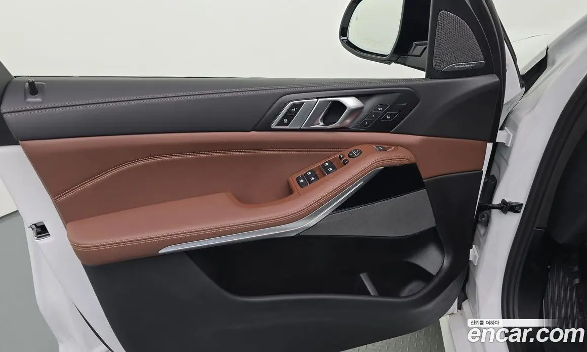 BMW X5 2025 3.0 автомат (гидро), фото 14