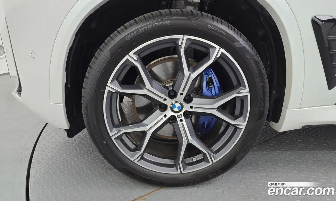 BMW X5 2025 3.0 автомат (гидро), фото 5