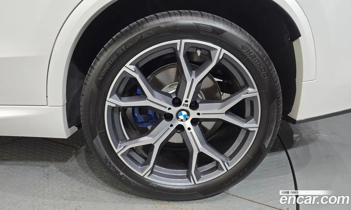 BMW X5 2025 3.0 автомат (гидро), фото 7