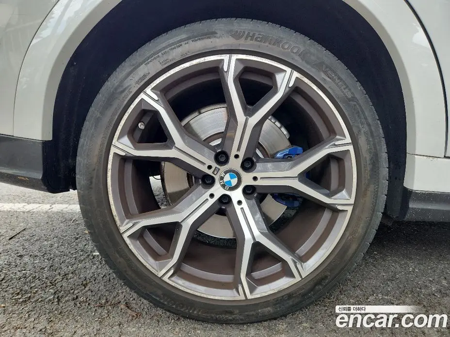 BMW X6 2021 3.0 автомат (гидро), фото 15